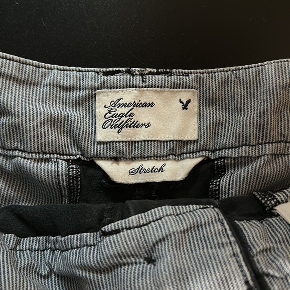 American Eagle Shorts - Picture 2 of 5